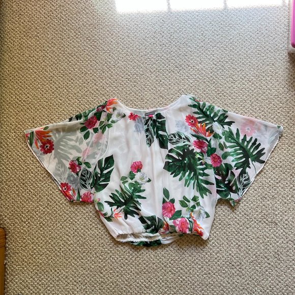 VINCE CAMUTO - Tropical Print Batwing Blouse - Excellent Condition - Picture 7 of 9